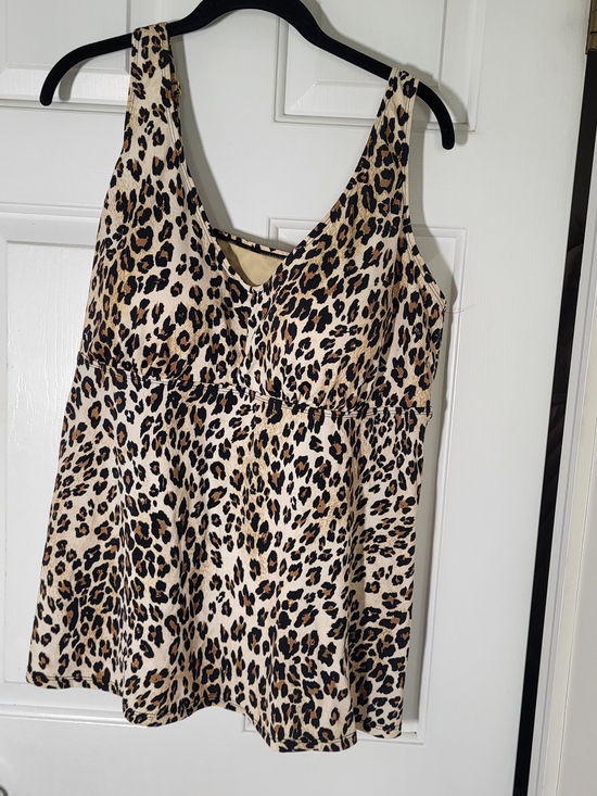 Belle by Kim Gravel Other - Belle by Kim Gravel Leopard Print Swim Camisole - Beige/Black/Brown 22